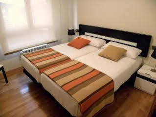Apartamentos Albatros Llanes Bagian luar foto
